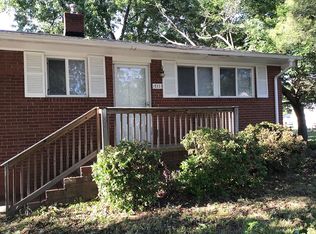 211 Boyce Ave, Jamestown, NC 27282