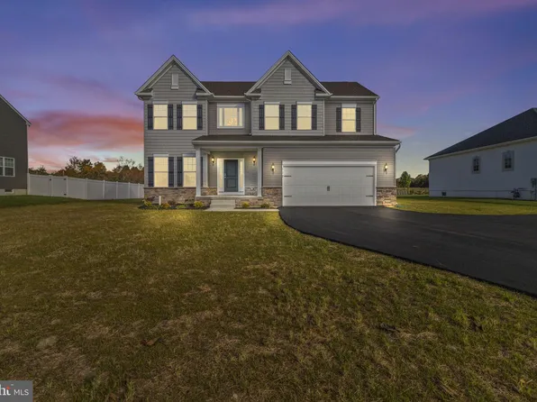 112 Buena Dr, Vineland, NJ 08360