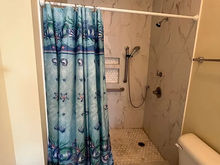 5006 Carleton Dr #113 — Photo 17