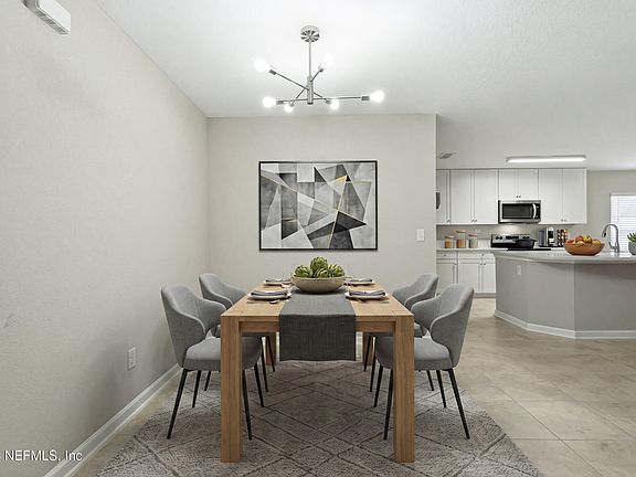 2nd image of 12563 CREEKSIDE MANOR Drive