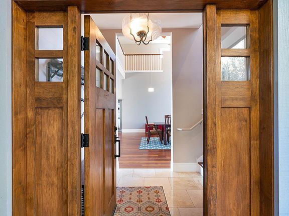 3rd image of 235 Clear Ridge Drive