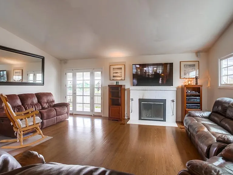 4402 Mount Lindsey Ave — Photo 17