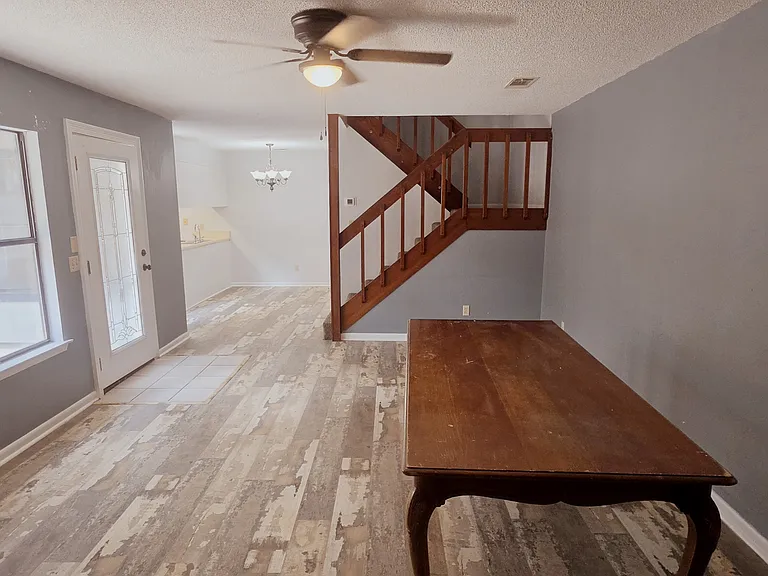 2301 Michigan Ave #11 — Photo 3