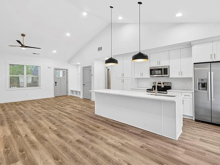 122 Hilltop Dr SW — Photo 11