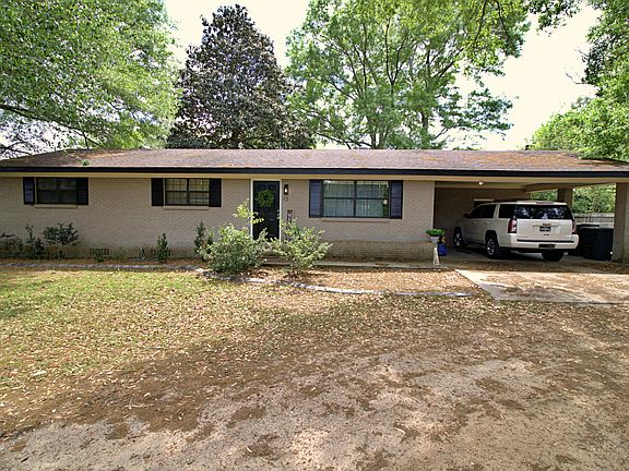 3rd image of 13 Aldon Rd