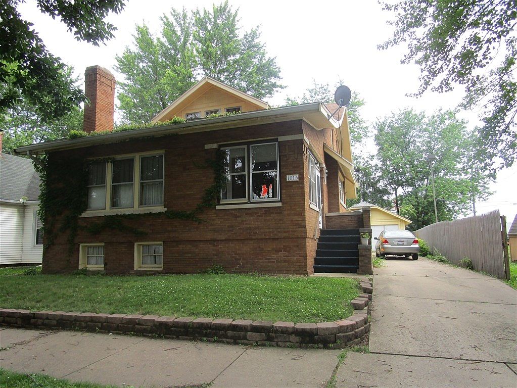 1816 W Callender Ave, Peoria, IL 61606 Zillow