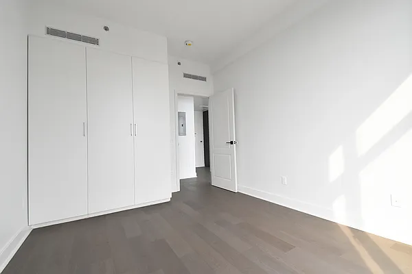 Rented by Modern Spaces | media 44