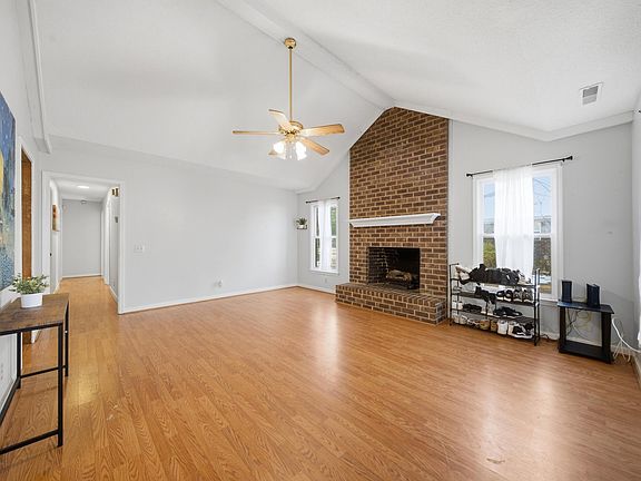 3rd image of 2118 McCrays Mill Rd