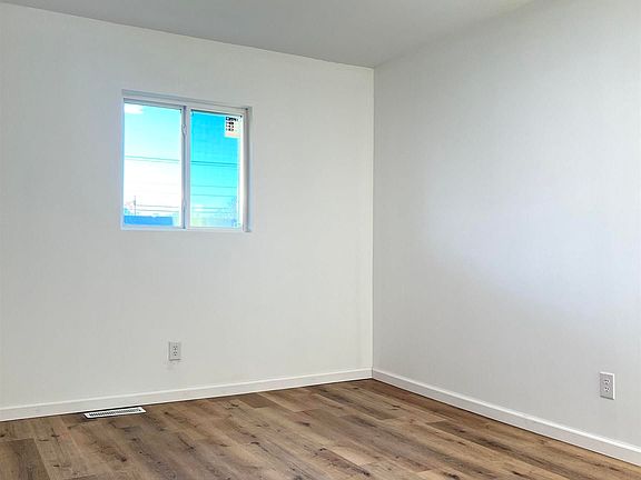 4th image of 518 S Clearview Pl