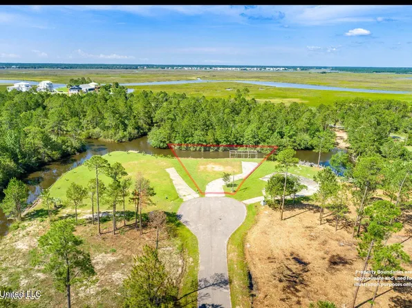 1346 Kaumakapili St #45, Diamondhead, MS 39525