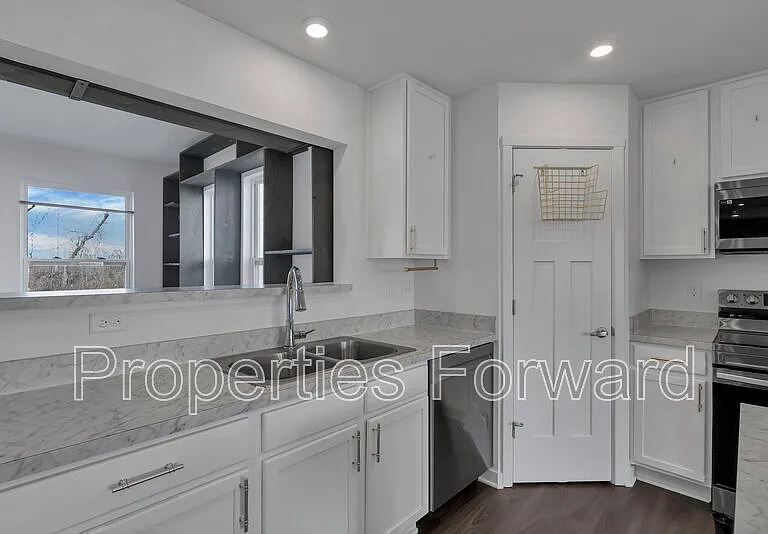 21 Thurber Rd — Photo 12