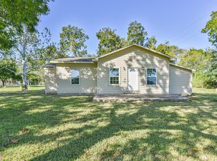 8803 Thompson Rd, Highlands, TX 77562