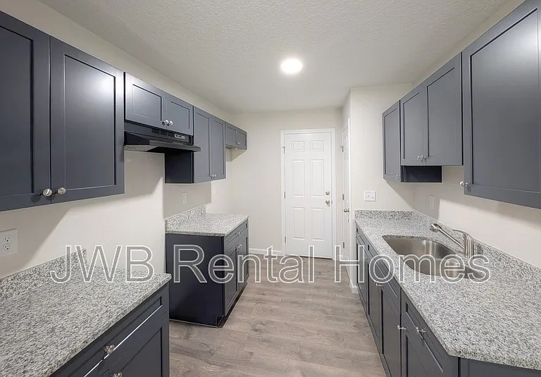 8973 4th Ave — Photo 2