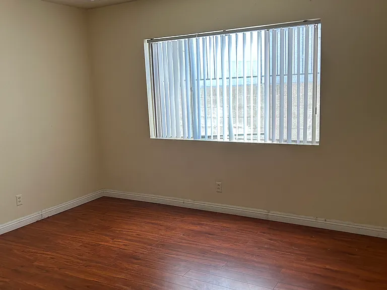 5763 Laurel Canyon Blvd #2 — Photo 6