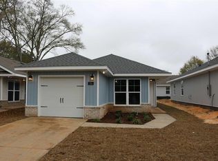 704 W Detroit Blvd, Pensacola, FL 32534