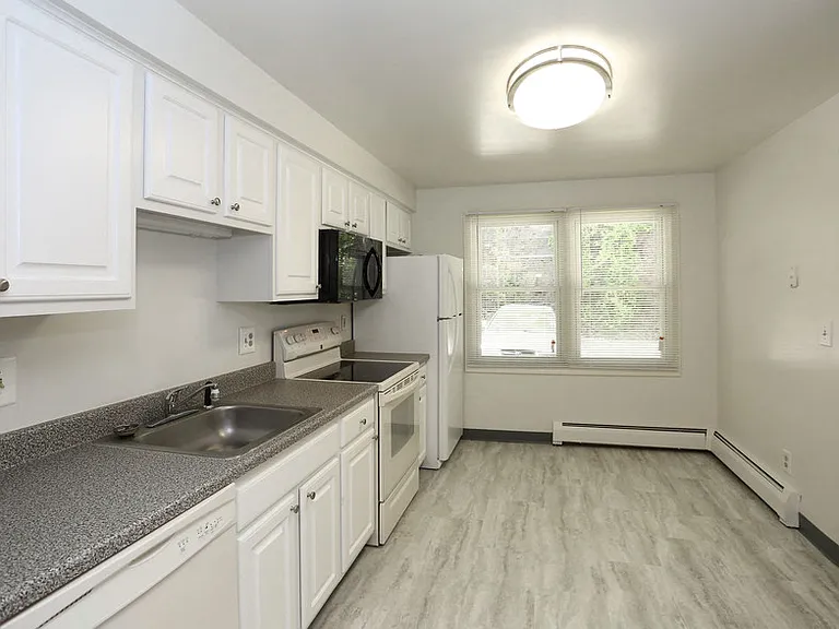 Summitwood Village — Photo 11