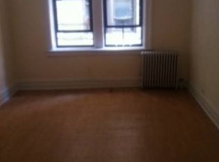 240 9th Ave, New York, NY 10001
