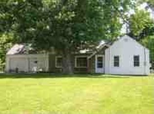 141 Ridgeway St, Jackson, MI 49203