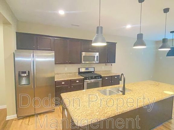 3rd image of 8211 Center Path Ln