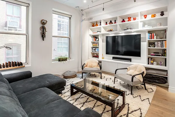 Sold by Nest Seekers International | media 2