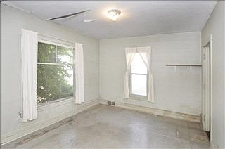 5th image of 54 Massachusetts Ave