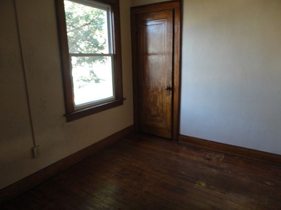 5th image of 410 Washington Park