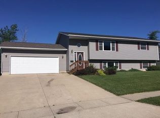 230 S 4th St, Fort Dodge, IA 50501
