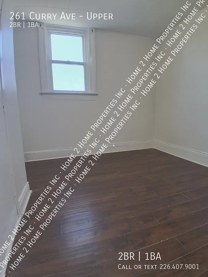 2 Bed 1 Bath — Photo 4