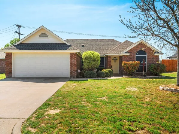 1834 Laura St, Weatherford, TX 76086