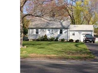 204 Edgemont Rd, Milford, CT 06460