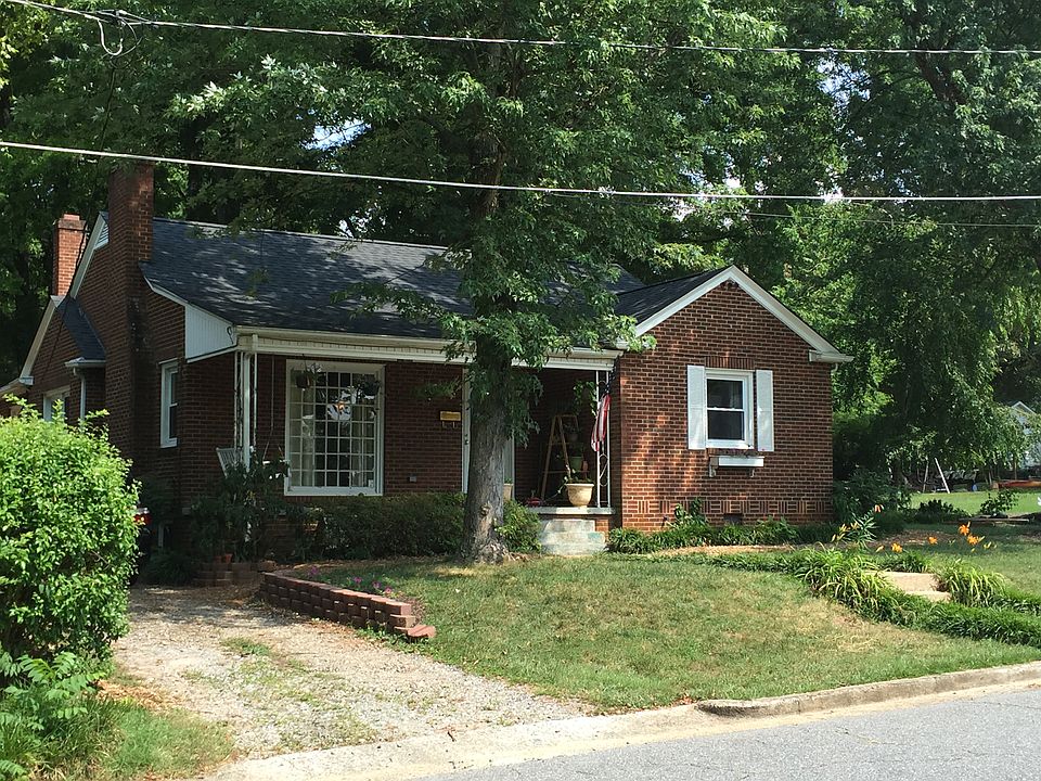 1st image of 521 S Ashe Ave