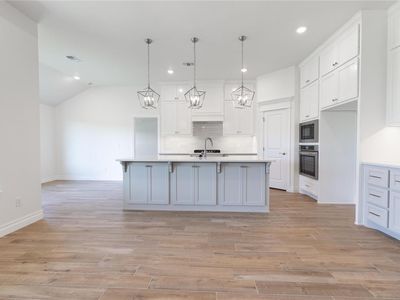 3933 Lynne Ave, Edmond, OK, 73012