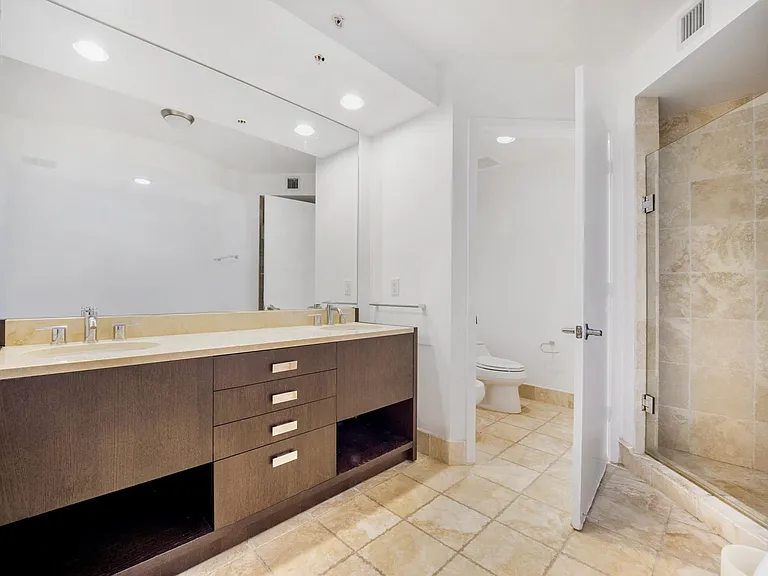 18201 Collins Ave #1705 — Photo 10