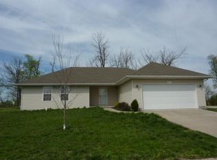 227 W Wilson St, Republic, MO 65738