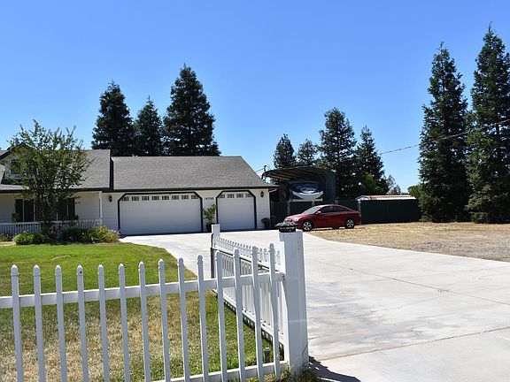 3rd image of 16398 Anaconda Rd