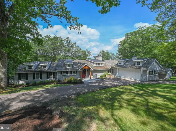 197 Black Angus Dr, Oakland, MD 21550