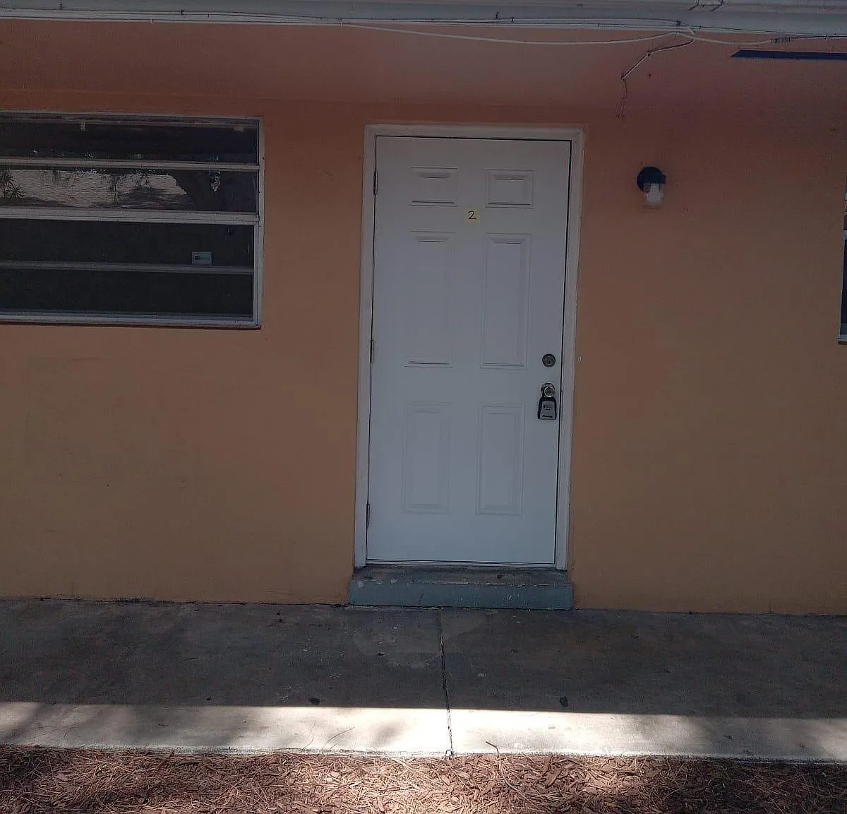 1 bed, 1.0 bath, 2340 sqft, $1,600 — Photo 1