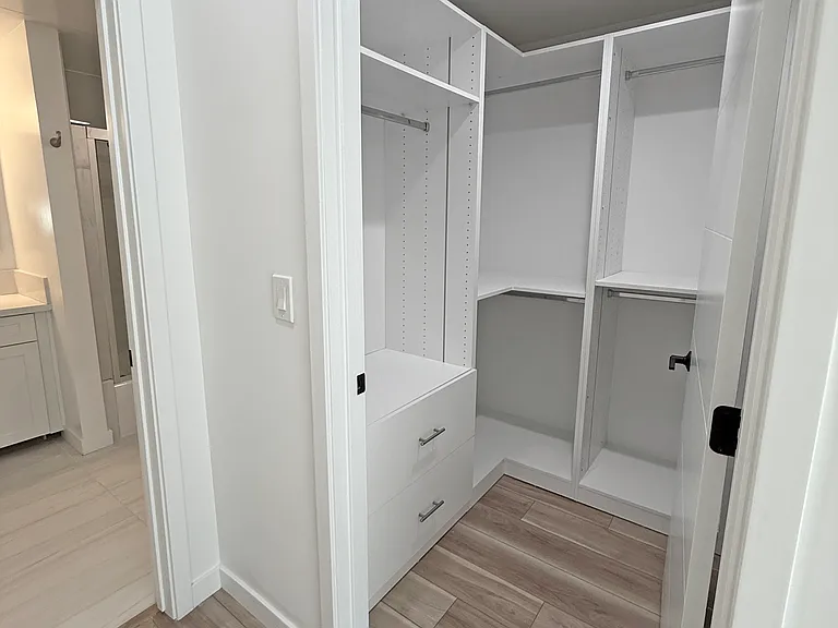 10934 Peach Grove St #201 — Photo 39