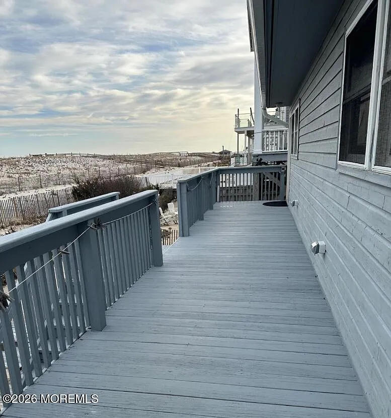 2 bed, $2,930 — Photo 4