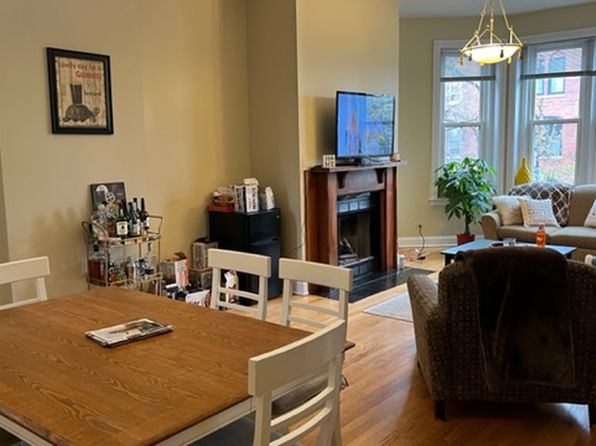 856 W Fullerton Ave #2