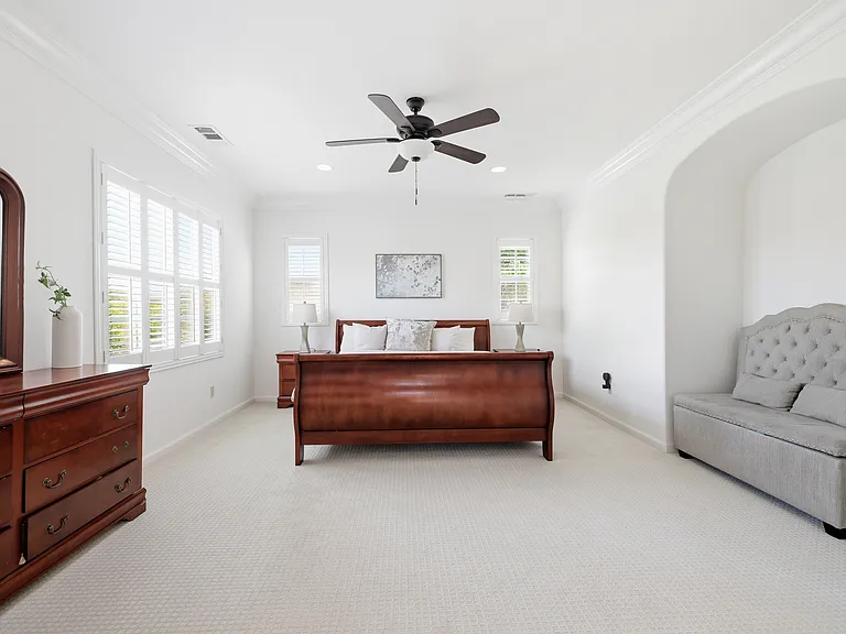 Bedroom 1 (Master)