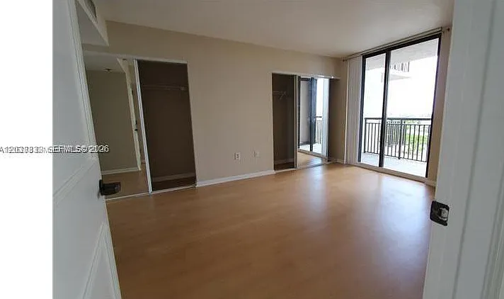 540 Brickell Key Dr #918 — Photo 3