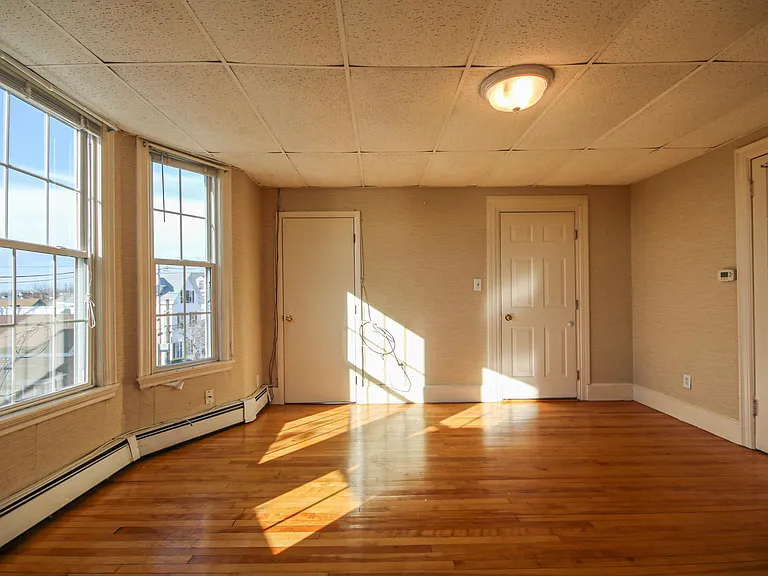 29 Saint Lawrence St #2 — Photo 30