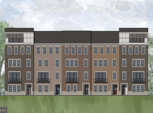 2601 River Birch Rd, Herndon, VA 20171