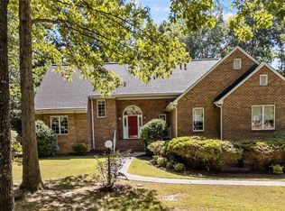 9384 Hartford Oaks Dr, Mechanicsville, VA 23116