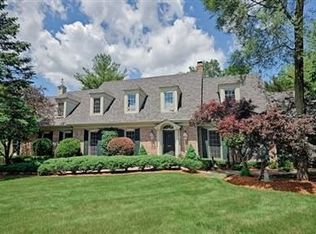 27W484 Wallace Rd, Wheaton, IL 60189