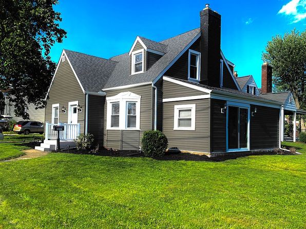 1103 Colonial Blvd NE