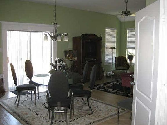 5th image of 6 Greenhollow Ln