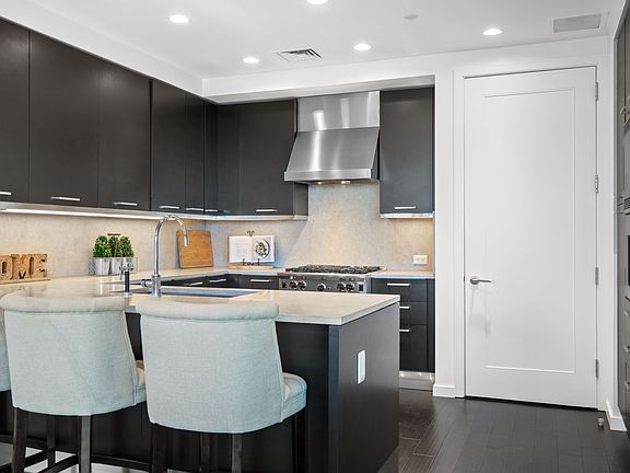 5th image of 200 Congress Ave Unit 13A