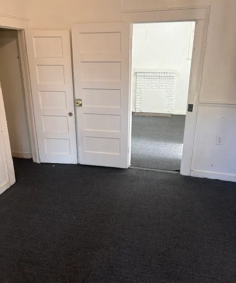 1031 N Florence Ave — Photo 34